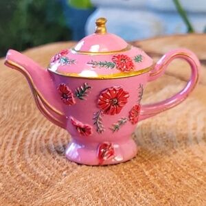 ❤️ Red Poppies on Pink Cast Miniature Teapot